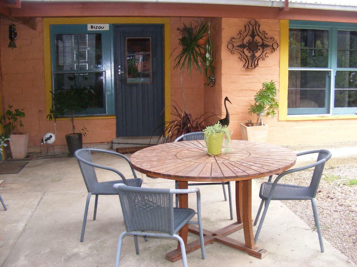 Trevalia Accommodation Penwortham Exterior foto